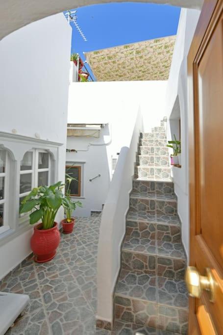 Вилла Maria'S House Идра Экстерьер фото
